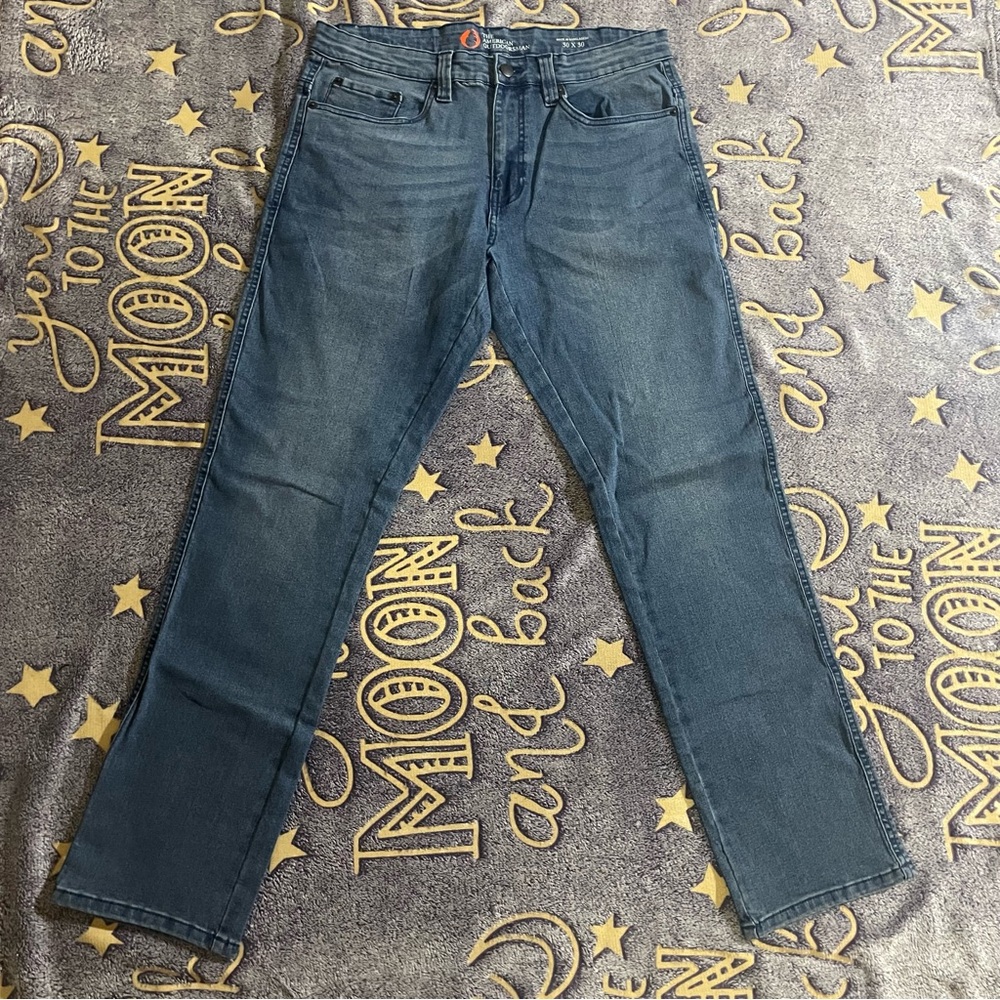 The American Outdoorsmen Blue Slim Straight Jeans with Medium Wash